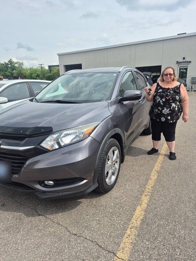 ماشین 2016 Honda HR-V که Heather W. از Car4Pro، ریچموند هیل خرید