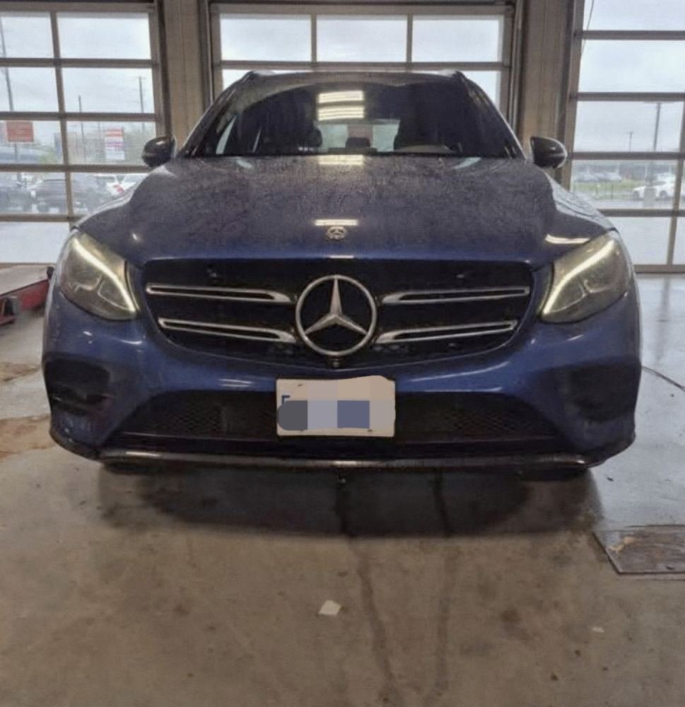 2018 Mercedes-Benz GLC 300 bought by Mikayla D. from Car4Pro, Richmond Hill